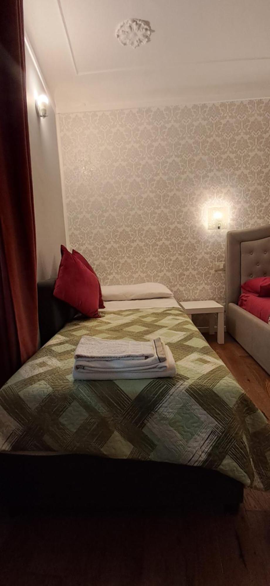 B&B Italian Guest Genova المظهر الخارجي الصورة